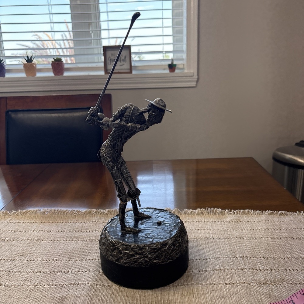 VTG Miguel Garcia Martinez Paper Mache Golfer Statue Numbered And Signed